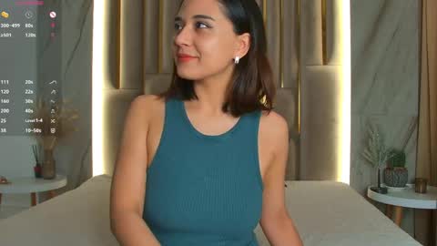 Snapshot of gabriella_wils chatting on April 16, 6:58 am Gabriella online show from April 16, 6:58 am