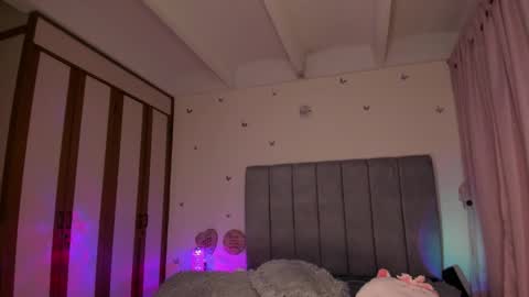 Gaby online show from December 15, 11:20 pm