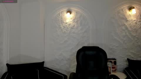 Gabriella Lee online show from October 17, 2:48 am