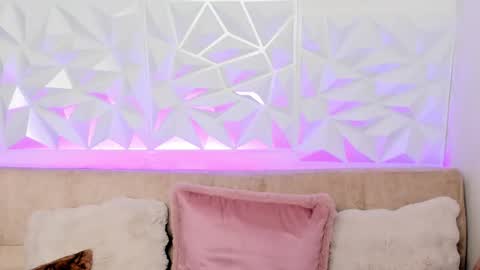 Gabriela  online show from April 7, 12:33 am