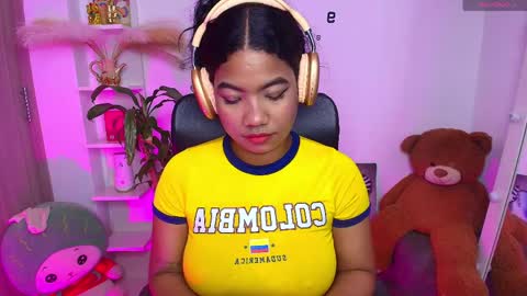 Snapshot of gaby_dams9 chatting on May 26, 9:49 am GABY online show from May 26, 9:49 am