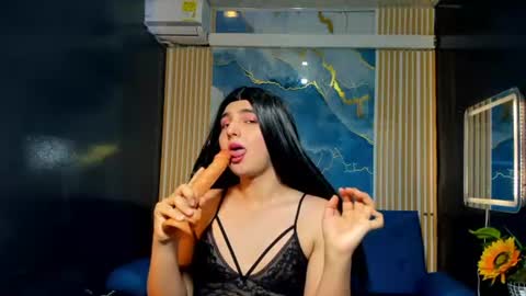 Snapshot of gaby_gil_ chatting on June 11, 1:20 pm GABY GIL online show from June 11, 1:20 pm