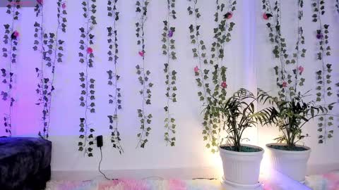 Gaby  online show from February 28, 7:05 am