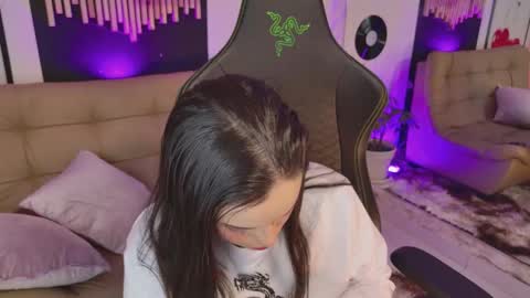 Snapshot of gaby_mason chatting on February 9, 4:22 pm Gaby online show from February 9, 4:22 pm