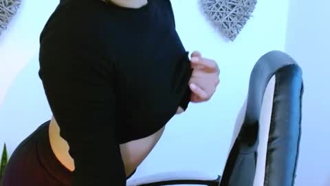 My name is Gabriela.. nice to meet you thumbs up please its very important to me online show from February 9, 12:20 pm