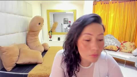Snapshot of gaby_trent chatting on December 6, 3:33 pm gabriela online show from December 6, 3:33 pm