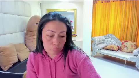 Snapshot of gaby_trent chatting on December 9, 2:17 pm gabriela online show from December 9, 2:17 pm
