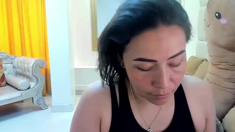 Snapshot of gaby_trent chatting on December 12, 2:44 pm gabriela online show from December 12, 2:44 pm