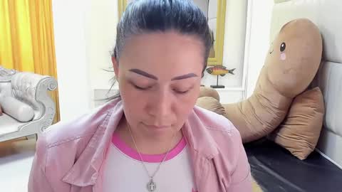Snapshot of gaby_trent chatting on December 26, 3:31 pm gabriela online show from December 26, 3:31 pm