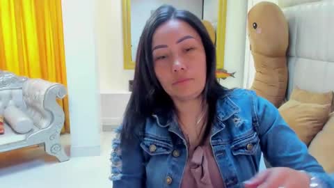 Snapshot of gaby_trent chatting on January 11, 3:31 pm gabriela online show from January 11, 3:31 pm
