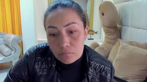 Snapshot of gaby_trent chatting on January 15, 3:18 pm gabriela online show from January 15, 3:18 pm
