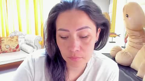 Snapshot of gaby_trent chatting on January 22, 2:35 pm gabriela online show from January 22, 2:35 pm