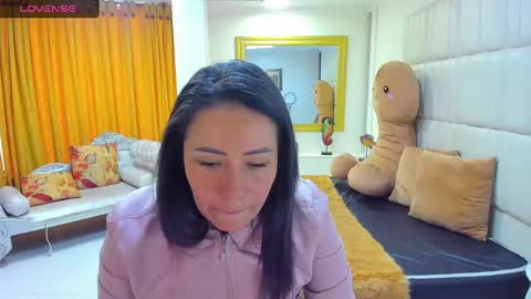 Snapshot of gaby_trent chatting on March 5, 12:44 pm gabriela online show from March 5, 12:44 pm