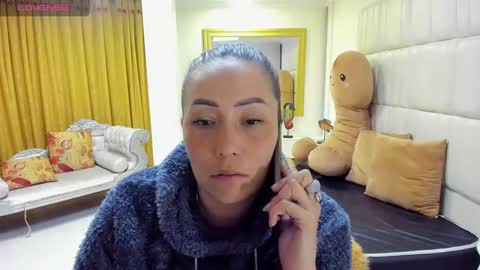 Snapshot of gaby_trent chatting on March 6, 7:54 pm gabriela online show from March 6, 7:54 pm