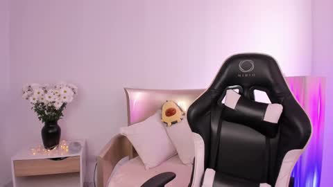 Gabriela online show from February 25, 5:15 pm