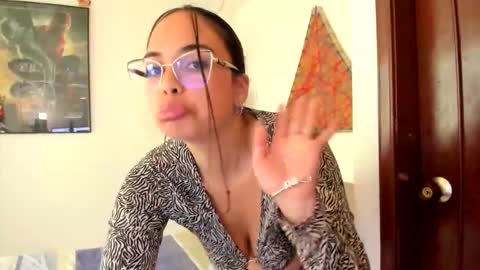 Snapshot of gabyaridiii chatting on March 7, 7:11 pm gabyaridiii online show from March 7, 7:11 pm