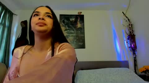 gabyaridiii online show from July 28, 9:14 pm