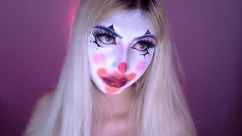 gabygumms online show from April 7, 4:13 am