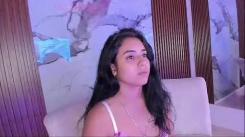 Snapshot of gabyhott_ chatting on June 25, 3:50 am Gaby online show from June 25, 3:50 am