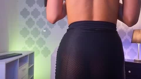 Snapshot of gabypetit chatting on July 3, 8:37 pm Gaby online show from July 3, 8:37 pm