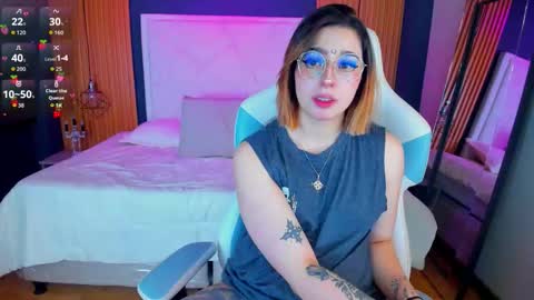 gabyrose9 online show from October 7, 11:40 am