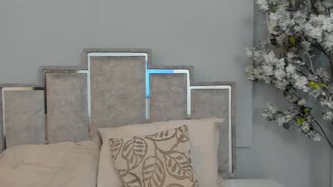 gabyyjones online show from February 12, 11:18 am