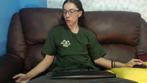 gadiel_sex online show from February 18, 1:11 pm