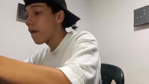 gadiel_sex online show from October 12, 3:00 pm