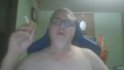 Snapshot of gadude45 chatting on October 21, 3:07 am gadude45 online show from October 21, 3:07 am