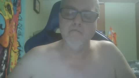 Snapshot of gadude45 chatting on November 7, 2:55 am gadude45 online show from November 7, 2:55 am