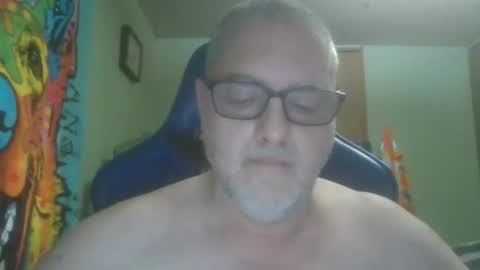 Snapshot of gadude45 chatting on November 21, 9:46 pm gadude45 online show from November 21, 9:46 pm