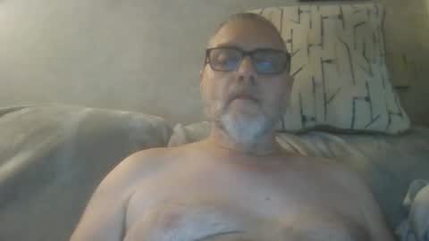 Snapshot of gadude45 chatting on November 30, 3:16 pm gadude45 online show from November 30, 3:16 pm
