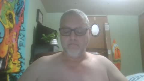 Snapshot of gadude45 chatting on March 28, 2:00 am gadude45 online show from March 28, 2:00 am