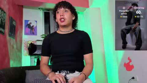 Snapshot of gaeloconner chatting on February 22, 3:18 am Gael Conner online show from February 22, 3:18 am