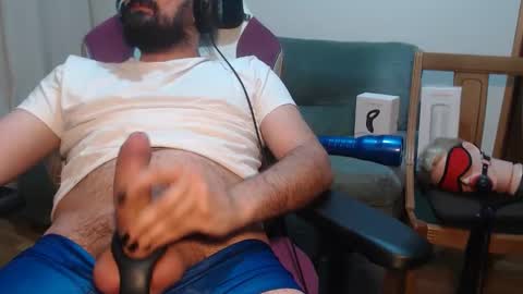 Snapshot of gag0nmyc0ck chatting on May 20, 12:17 am your master online show from May 20, 12:17 am