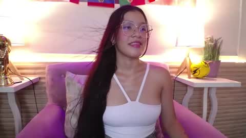 Snapshot of gagingbriana chatting on June 23, 2:09 am Briana online show from June 23, 2:09 am