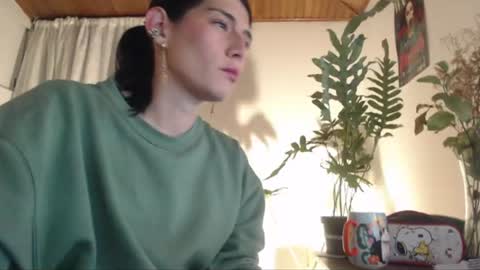 Snapshot of gaitan4 chatting on July 19, 6:28 am gaitan4 online show from July 19, 6:28 am