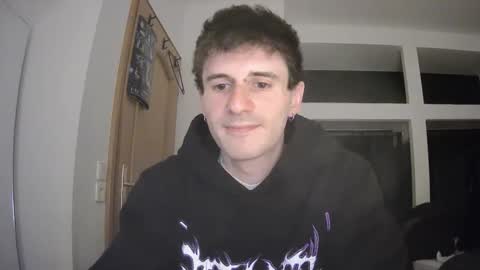 Lorenzo online show from March 2, 8:59 pm