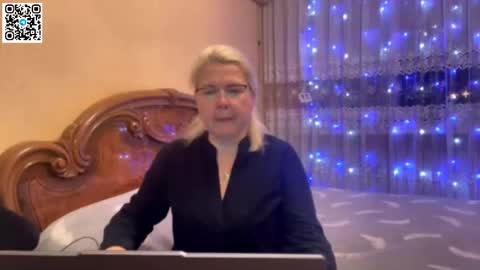 galatea_2025 online show from November 2, 4:53 pm