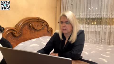 galatea_2025 online show from November 3, 4:41 pm