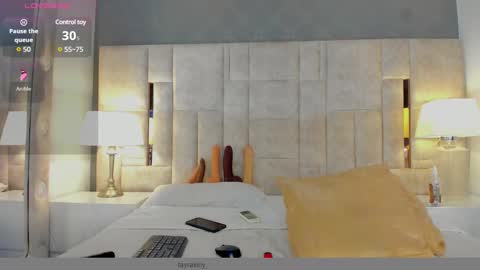  Gale  online show from January 18, 4:37 am