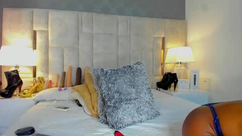  Gale  online show from February 17, 10:03 pm