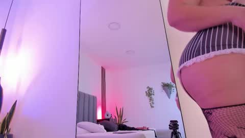 Snapshot of gallilea_marquez_ chatting on March 12, 3:51 pm Galilea online show from March 12, 3:51 pm