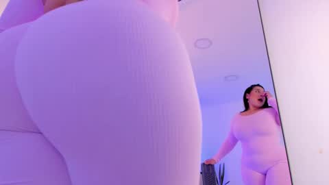 Snapshot of gallilea_marquez_ chatting on March 30, 5:08 am Galilea online show from March 30, 5:08 am