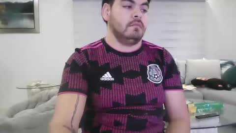 Snapshot of galoricardo10 chatting on February 26, 7:51 am galoricardo10 online show from February 26, 7:51 am