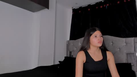 Snapshot of game_with_lesbians_ chatting on December 13, 11:06 pm game with lesbians online show from December 13, 11:06 pm