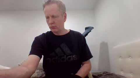 gamerboy200 online show from March 1, 10:56 pm