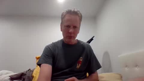 gamerboy200 online show from April 1, 2:23 am