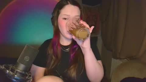 Alex  brb in 2 hours online show from February 23, 4:32 am