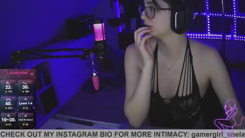 gamergirl_linela online show from October 13, 12:43 am